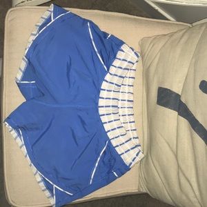 Blue lulu lemon shorts with pockets